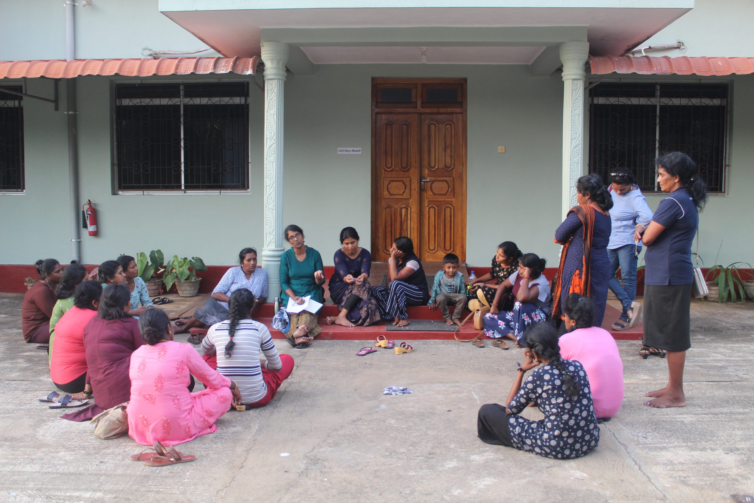 Women activists’ exposure visit Batticaloa/ Ampara